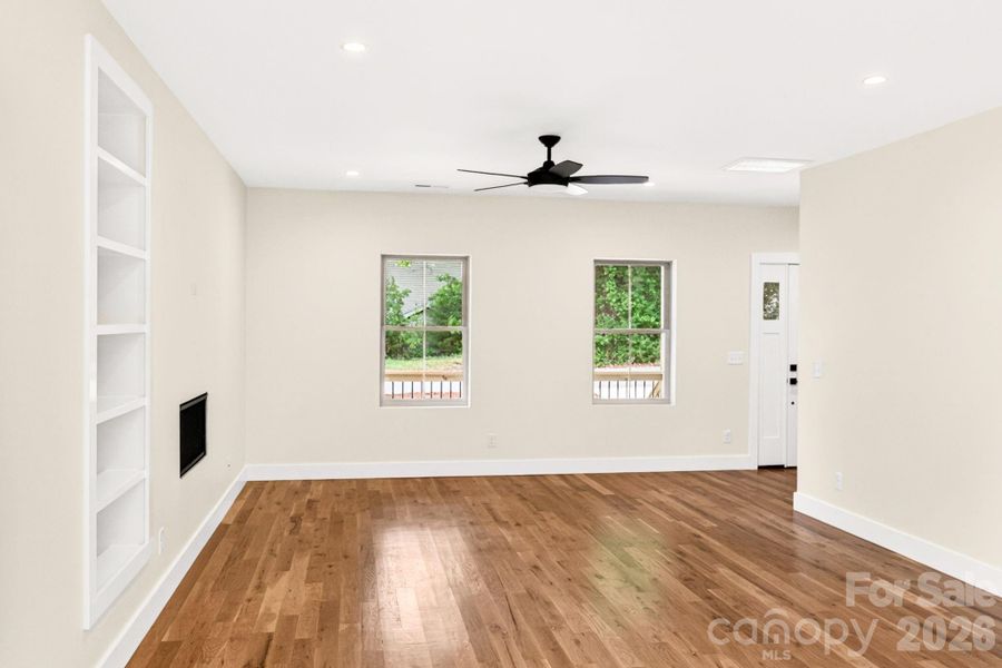 Spacious, unfurnished interior of a new home in , Asheville (Image 32).