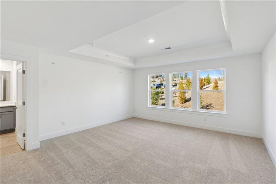 Spacious, unfurnished interior of a new home in Grandview Terrace, Canton (Image 11).