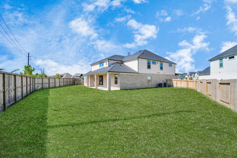 Explore the expansive backyard with its inviting covered patio—a perfect blend of space for the kids to play and adults to unwind. Ideal for creating your outdoor oasis, this backyard accommodates patio furniture, a BBQ pit, and endless possibilities for leisure and entertainment. Explore the expansive backyard with its inviting covered patio—a perfect blend of space for the kids to play and adults to unwind. Ideal for creating your outdoor oasis, this backyard accommodates patio furniture, a BBQ pit, and endless possibilities for leisure and entertainment.