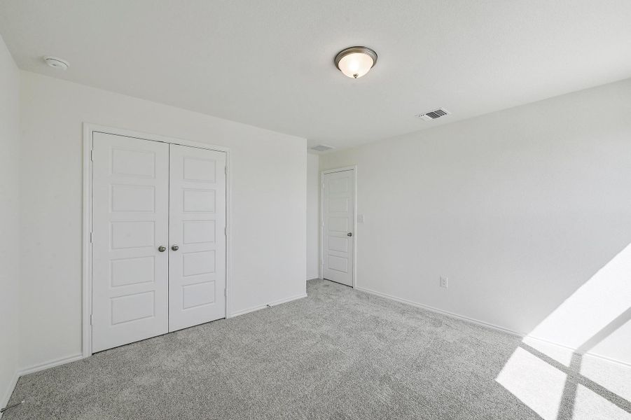 Spacious, unfurnished interior of a new home in Centerpoint Meadows, Lockhart (Image 14).