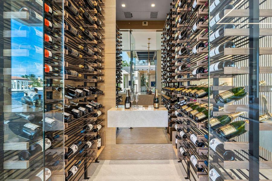 1520_Royal_Palm_Way_45