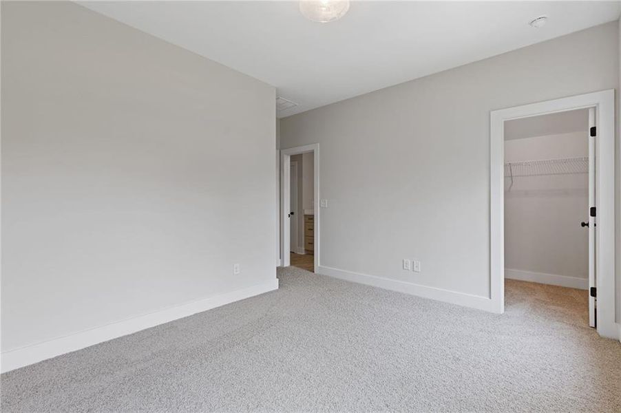 Spacious, unfurnished interior of a new home in , Watkinsville (Image 53). Spacious, unfurnished interior of a new home in , Watkinsville (Image 53).