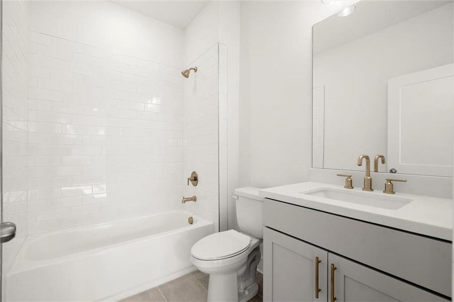 Furnished interior view inside a new home in , Alpharetta (Image 8).