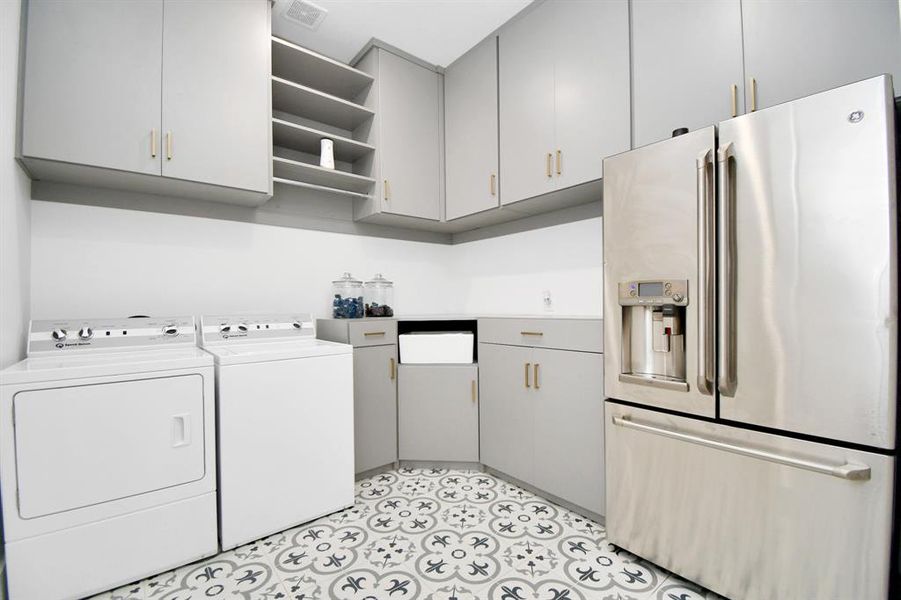 Utility Room with built in cabinetry