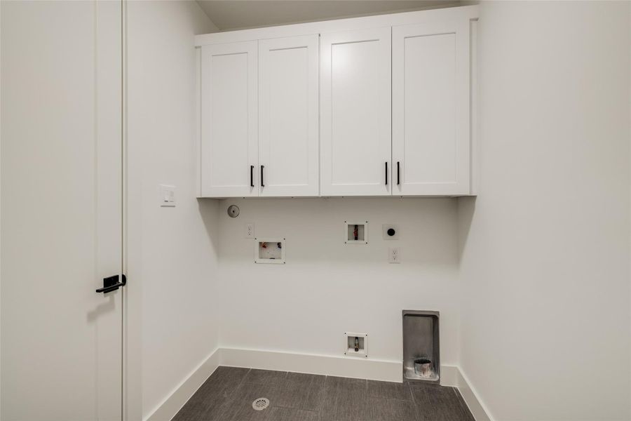 ASK ABOUT CUSTOMIZATION OPTIONS DURING CONSTRUCTION ONLY *MAZZARINO MODEL HOME * PHOTOS MAY SHOW A SIMILAR FLOOR PLAN AND/OR UPGRADED/ALTERNATIVE FINISHES * Please use these photos as a guide *THIS IS AN ACTIVE CONSTRUCTION SITE, BUYERS MUST REQUEST APPOINTMENT TO BE ON PREMISE AT ALL TIMES. ASK ABOUT CUSTOMIZATION OPTIONS DURING CONSTRUCTION ONLY *MAZZARINO MODEL HOME * PHOTOS MAY SHOW A SIMILAR FLOOR PLAN AND/OR UPGRADED/ALTERNATIVE FINISHES * Please use these photos as a guide *THIS IS AN ACTIVE CONSTRUCTION SITE, BUYERS MUST REQUEST APPOINTMENT TO BE ON PREMISE AT ALL TIMES.