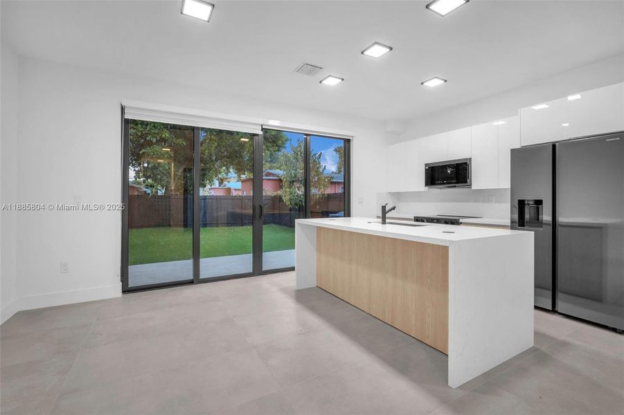 Furnished interior view inside a new home in , Miami (Image 8).