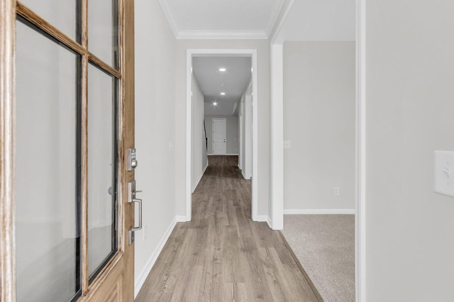 Spacious, unfurnished interior of a new home in Sweetgrass Station, Summerville (Image 15).