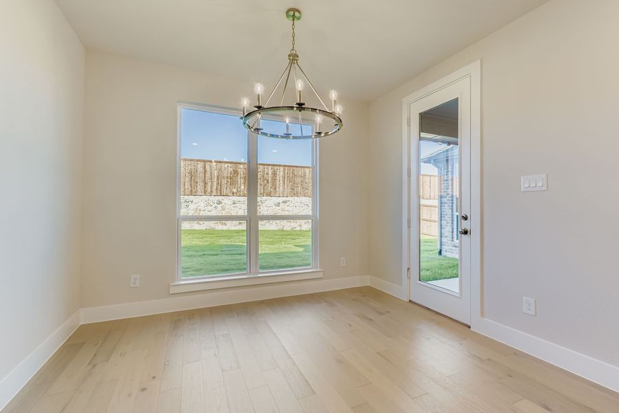 Plan 1579 - Representative Photo - Dining Area Plan 1579 - Representative Photo - Dining Area