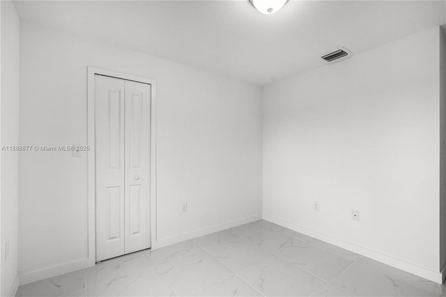 Spacious, unfurnished interior of a new home in , Miami (Image 9).