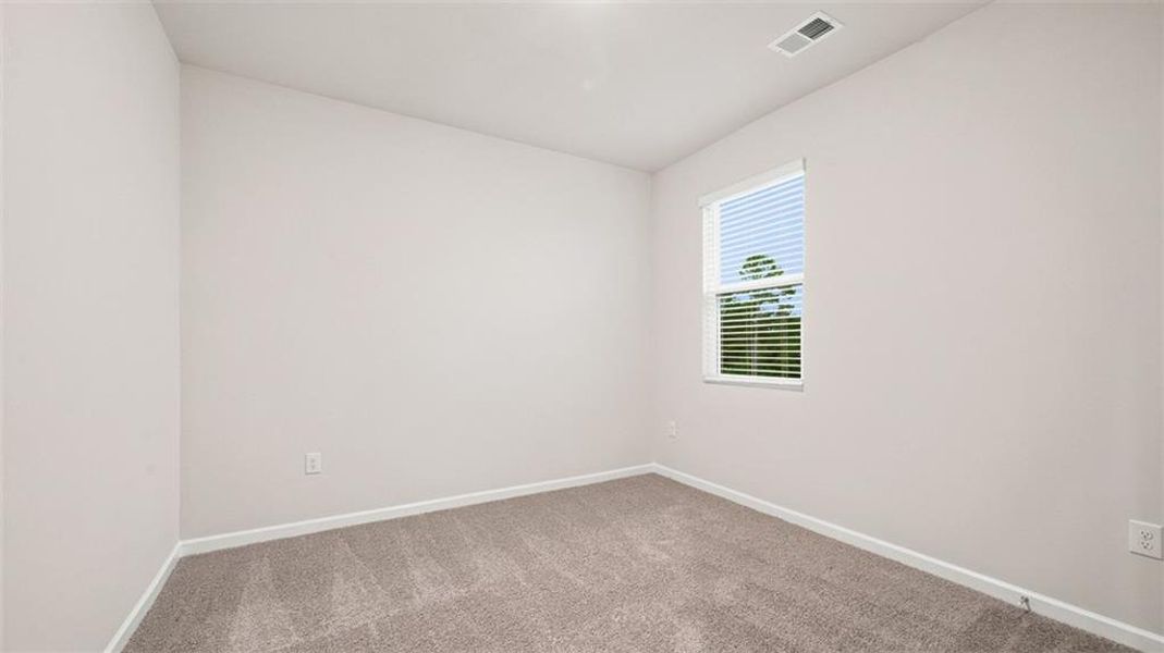 Spacious, unfurnished interior of a new home in Bridle Creek, Locust Grove (Image 16). Spacious, unfurnished interior of a new home in Bridle Creek, Locust Grove (Image 16).
