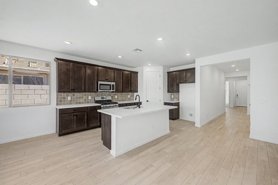 Furnished interior view inside a new home in Frontera, Surprise (Image 3).
