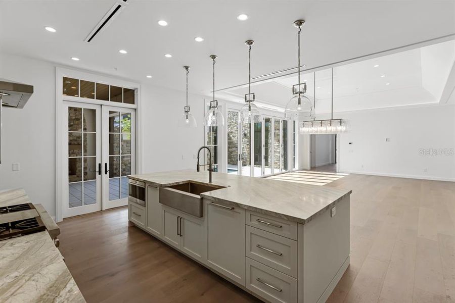 Furnished interior view inside a new home in , Orlando (Image 13).