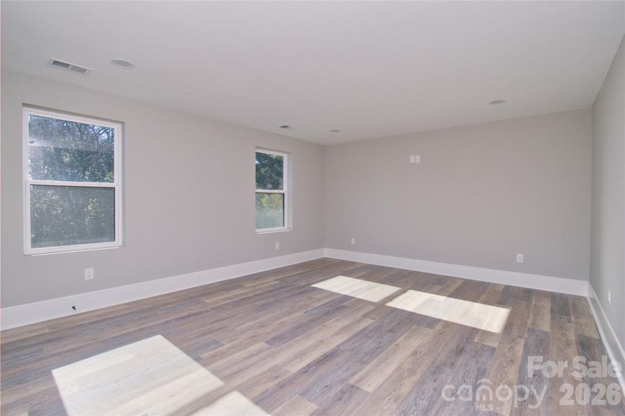 Spacious, unfurnished interior of a new home in , Charlotte (Image 38).