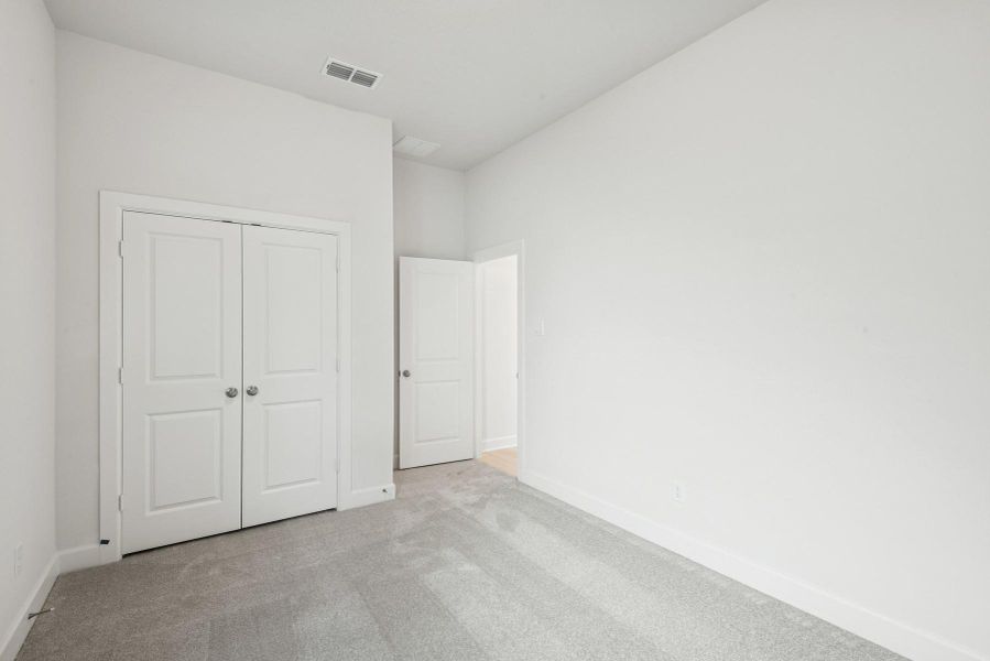 Spacious, unfurnished interior of a new home in Pomona 45' Homesites, Manvel (Image 26).