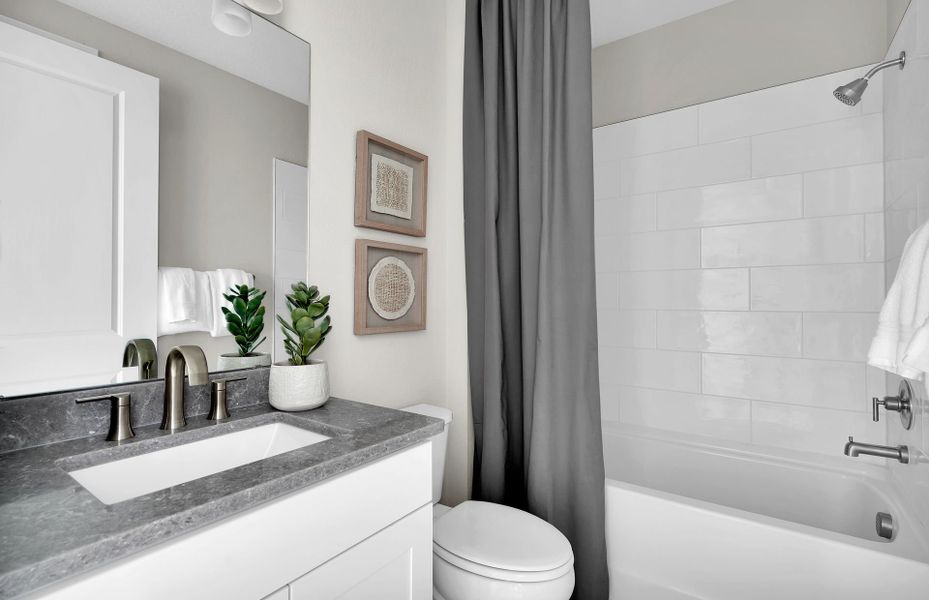 Representative furnished interior of a home built from the Palmary by Pulte Homes in Lakeview Estates, Palm Coast (Image 16).