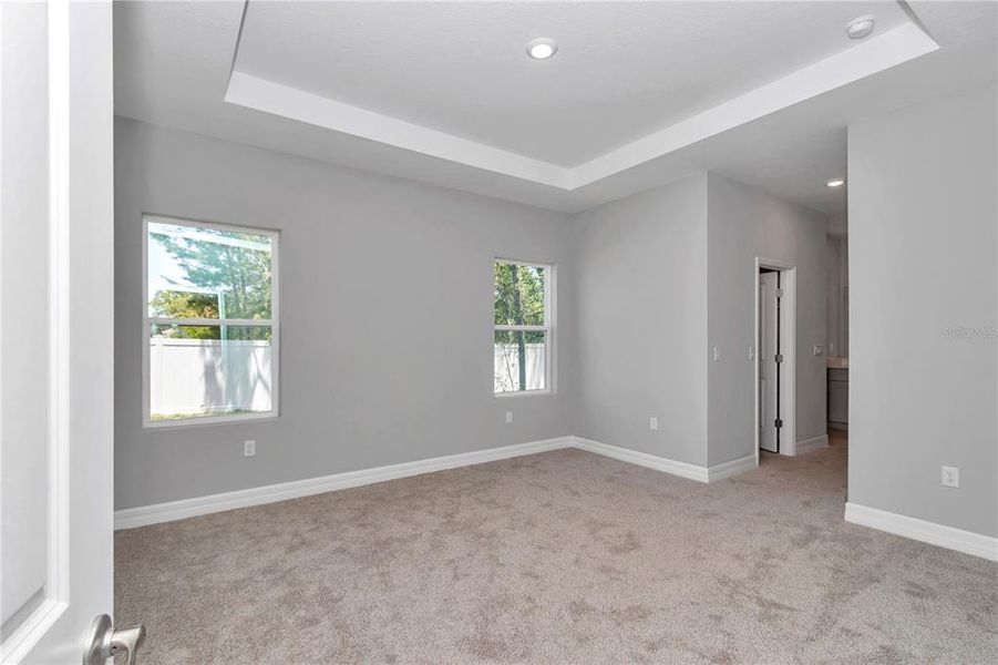 Spacious, unfurnished interior of a new home in , Summerfield (Image 39).