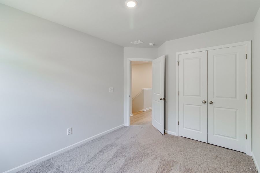 Spacious, unfurnished interior of a new home in Haynes Park, Columbia (Image 27).