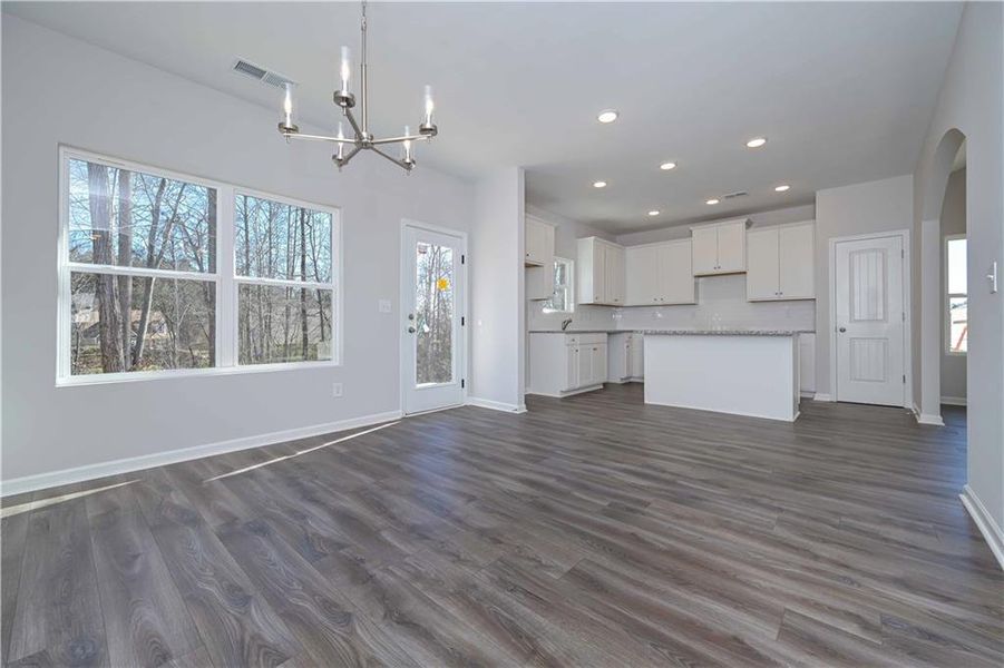 Spacious, unfurnished interior of a new home in , Villa Rica (Image 16).