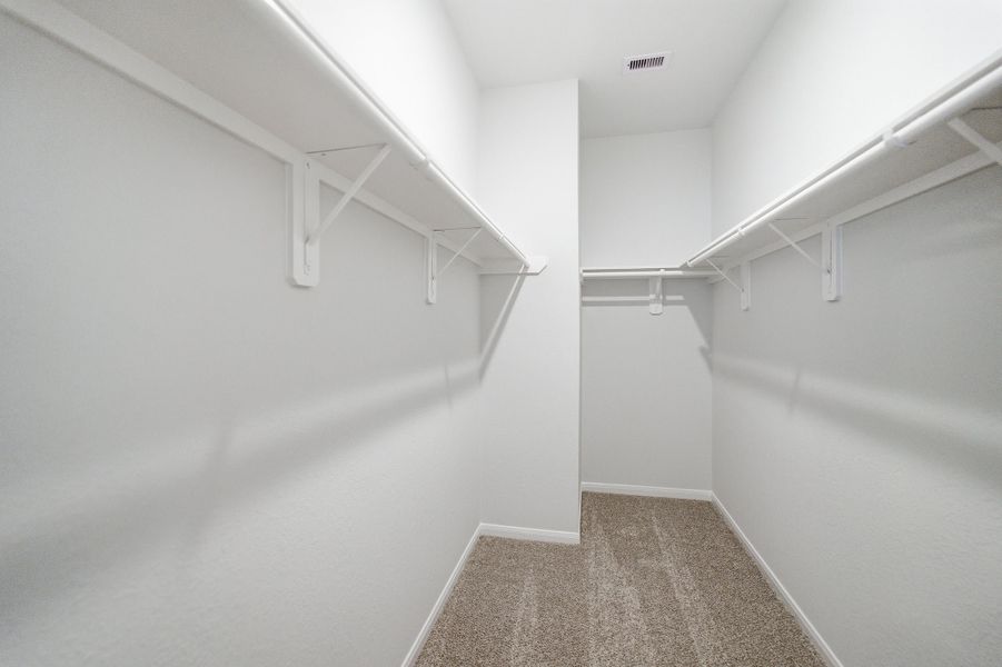 Spacious, unfurnished interior of a new home in Hayden Estates, Buckeye (Image 16).