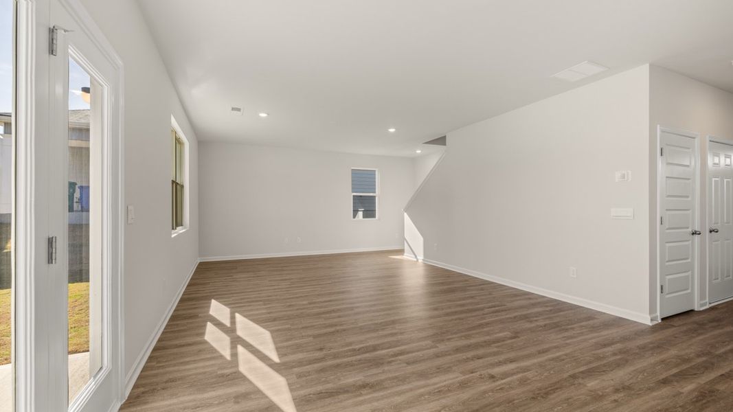 Representative unfurnished interior of a home built from the Galen by D.R. Horton in Teamon Pointe, Griffin (Image 25). Representative unfurnished interior of a home built from the Galen by D.R. Horton in Teamon Pointe, Griffin (Image 25).