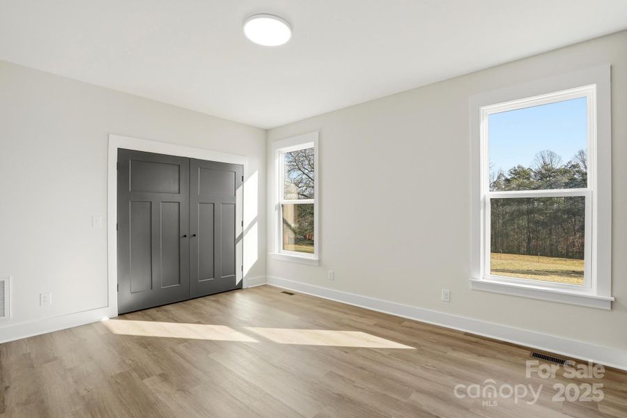 Spacious, unfurnished interior of a new home in , Statesville (Image 24).