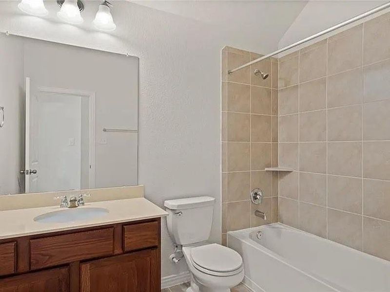 Furnished interior view inside a new home in , Katy (Image 11).