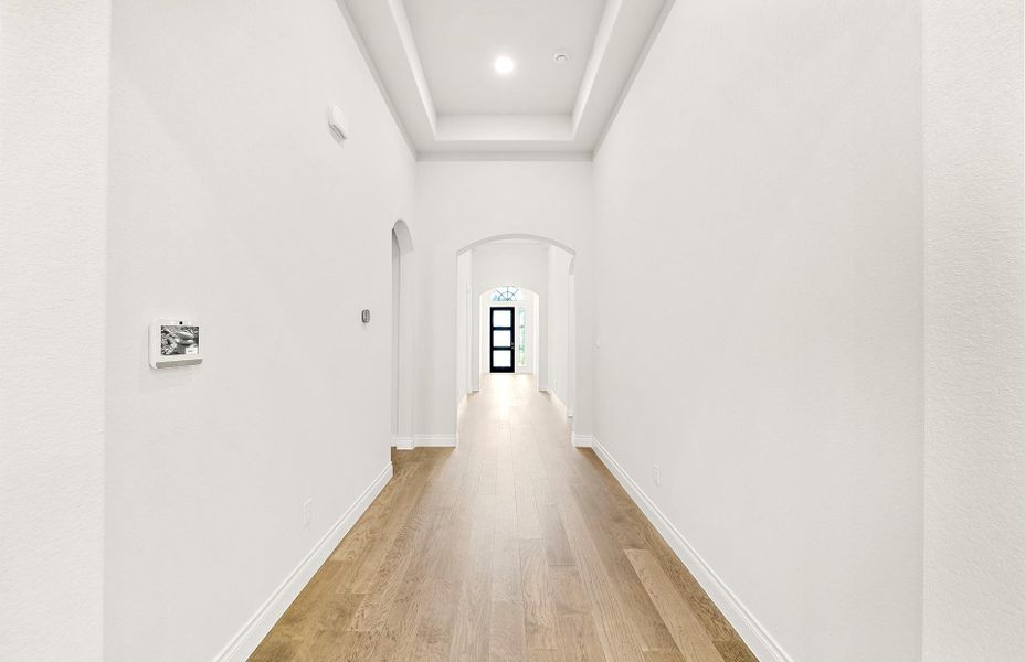 **Representative photo** **Representative photo**