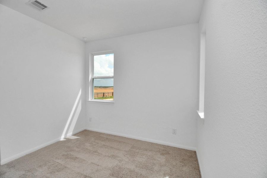 Spacious, unfurnished interior of a new home in Elyson, Katy (Image 32).