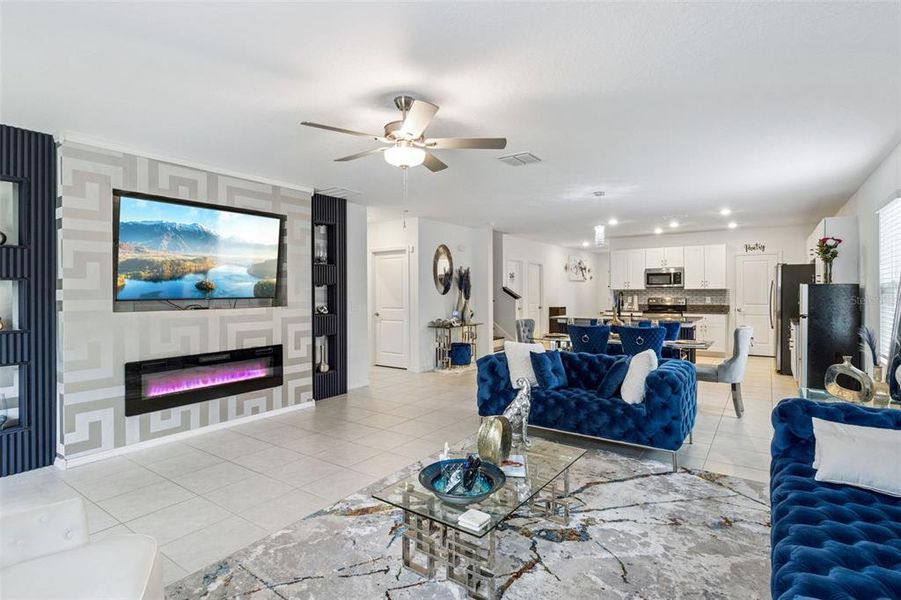 Furnished interior view inside a new home in , Lakeland (Image 12).