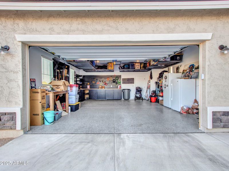 2car garage