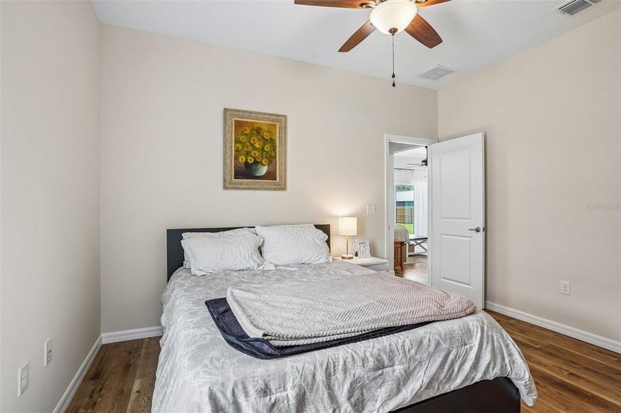 Furnished interior view inside a new home in , Umatilla (Image 37).