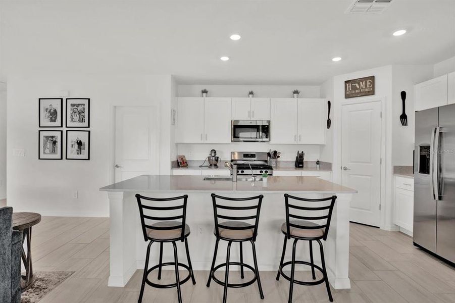 Furnished interior view inside a new home in Two Rivers: The Manors II, Zephyrhills (Image 43). Furnished interior view inside a new home in Two Rivers: The Manors II, Zephyrhills (Image 43).