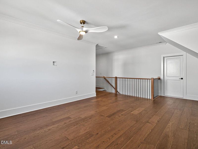 034-1280x960-bonus-room