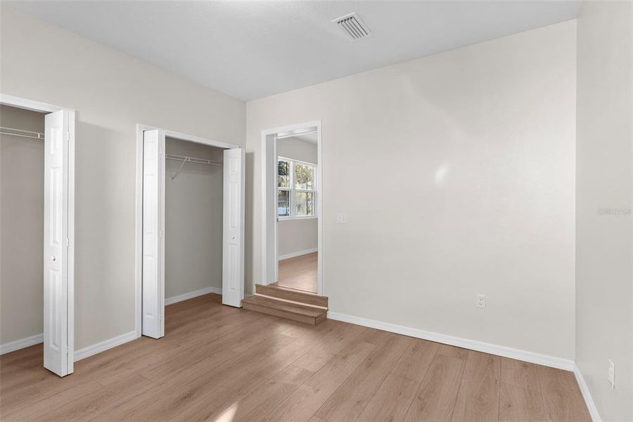 Spacious, unfurnished interior of a new home in , Auburndale (Image 26).