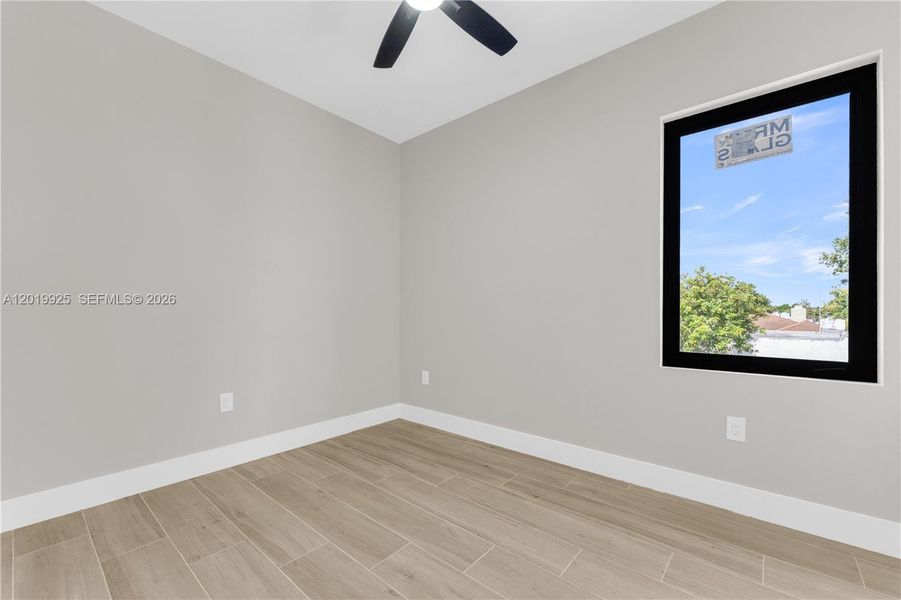 Spacious, unfurnished interior of a new home in , Miami (Image 26).