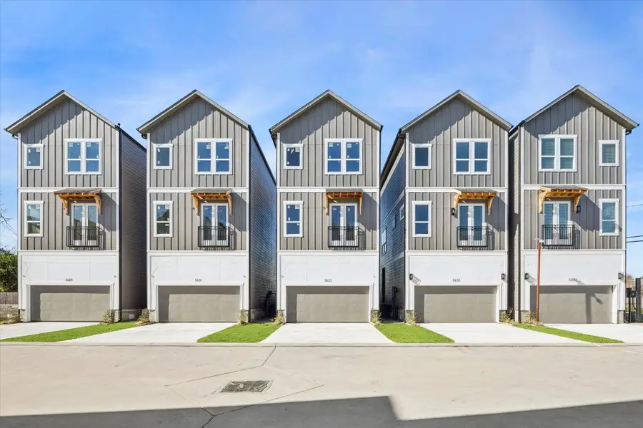 Front exterior of a new home in Paul Quinn Heights, Houston, TX, highlighting curb appeal (Image 28).