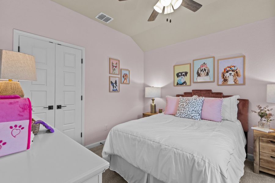 Furnished interior view inside a new home in Hunter's Ranch, San Antonio (Image 6). Furnished interior view inside a new home in Hunter's Ranch, San Antonio (Image 6).