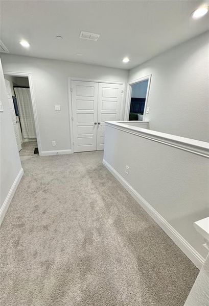 Spacious, unfurnished interior of a new home in , Watauga (Image 20). Spacious, unfurnished interior of a new home in , Watauga (Image 20).