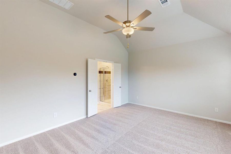 Spacious, unfurnished interior of a new home in The Preserve, Justin (Image 27).