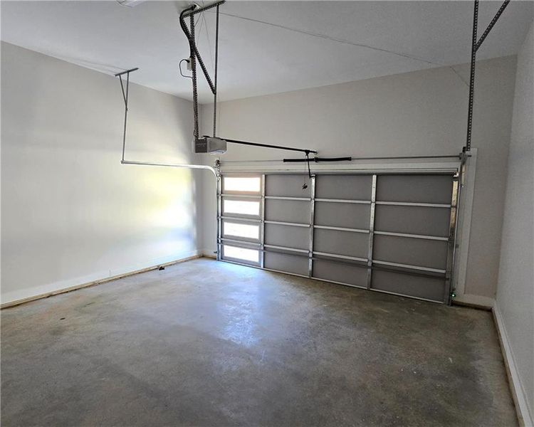 Spacious, unfurnished interior of a new home in , East Point (Image 17).