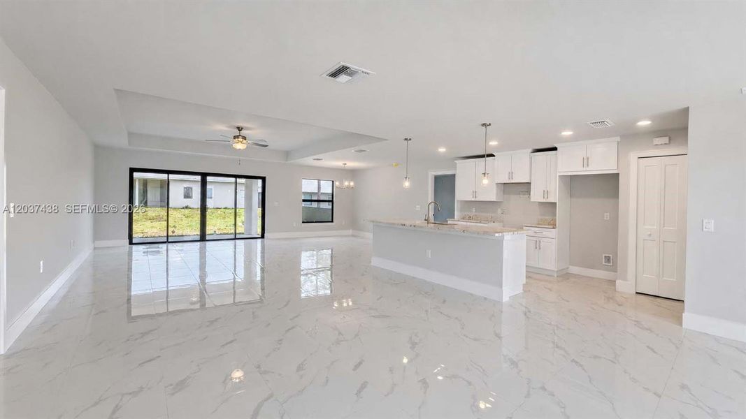 Spacious, unfurnished interior of a new home in , Lehigh Acres (Image 25).