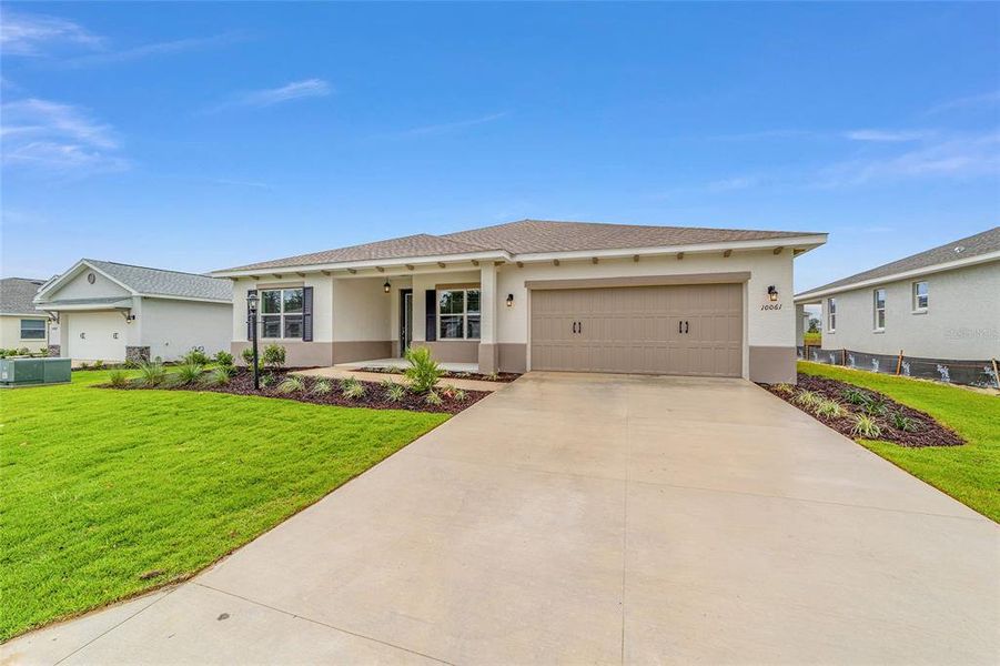 Exterior details and patio area of a home in , Ocala (Image 26). Exterior details and patio area of a home in , Ocala (Image 26).