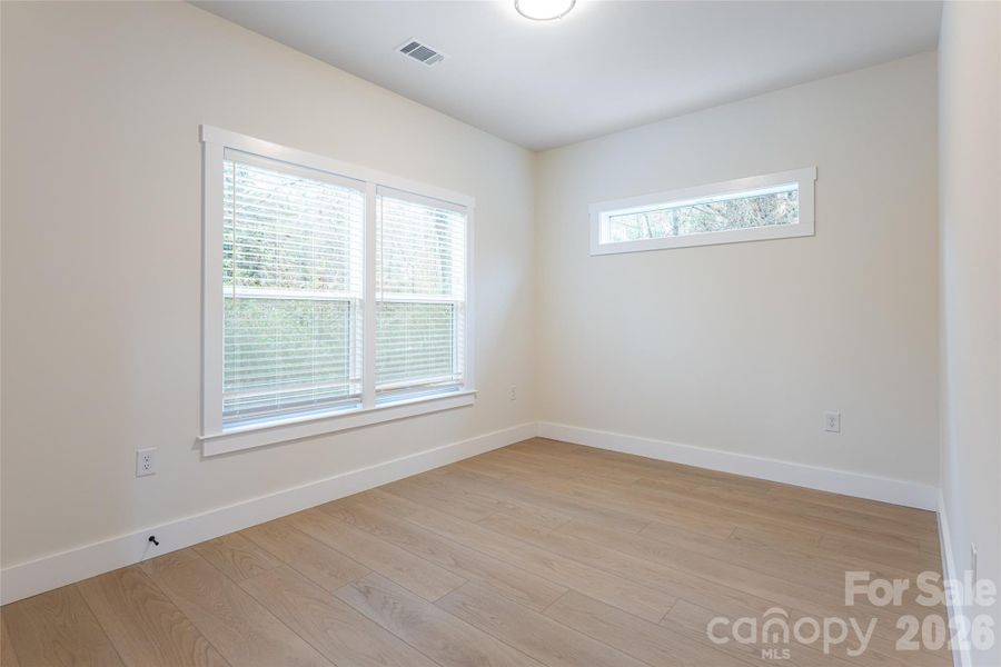 Guest Bedroom 1 Main