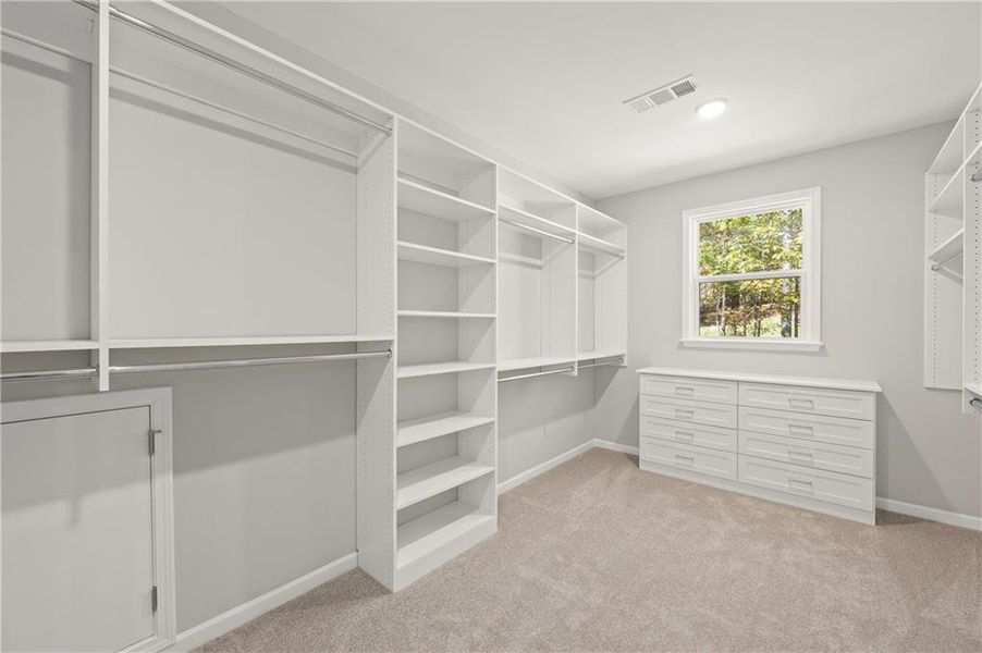 Furnished interior view inside a new home in Chattahoochee Reserve, Cumming (Image 12). Furnished interior view inside a new home in Chattahoochee Reserve, Cumming (Image 12).
