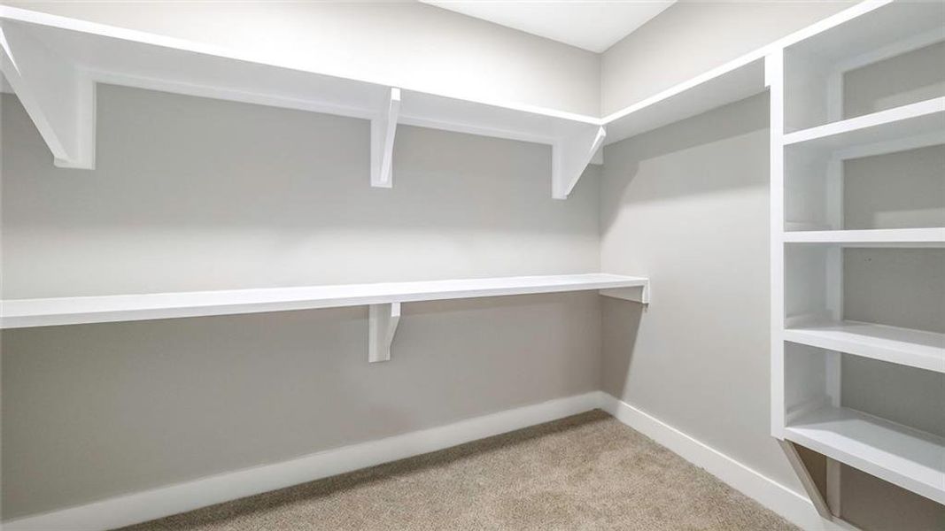 Spacious, unfurnished interior of a new home in , Bremen (Image 31).
