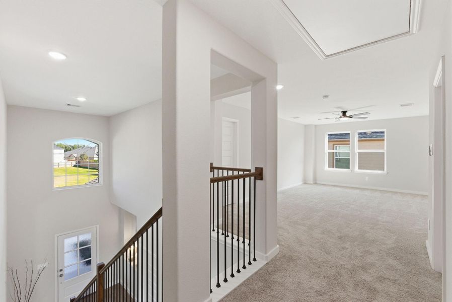 Spacious, unfurnished interior of a new home in , Fresno (Image 46).