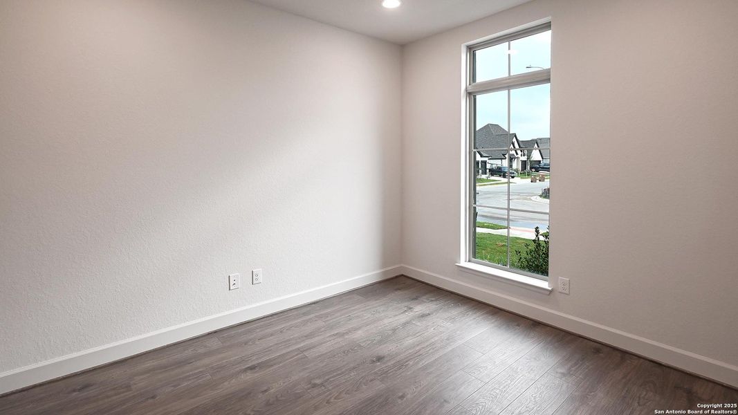 Spacious, unfurnished interior of a new home in Mayfair 60', New Braunfels (Image 22). Spacious, unfurnished interior of a new home in Mayfair 60', New Braunfels (Image 22).