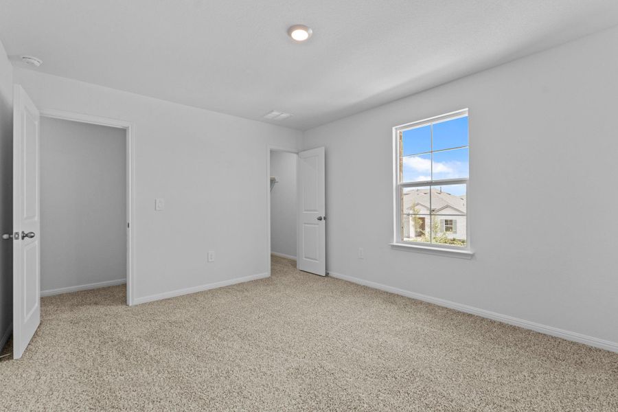 Spacious, unfurnished interior of a new home in Palomino, Manor (Image 27).