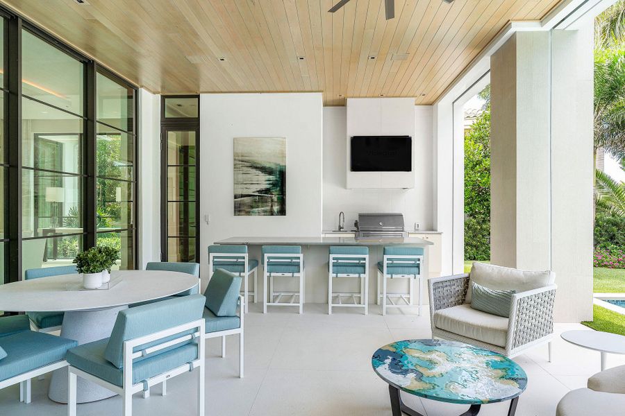 471_Royal_Palm_Way_23