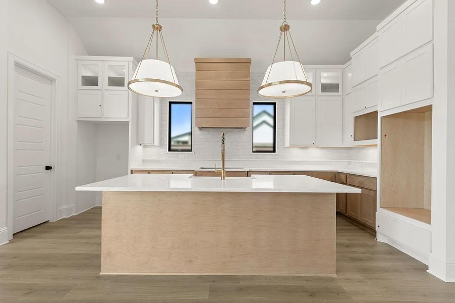 Sydney E Kitchen
